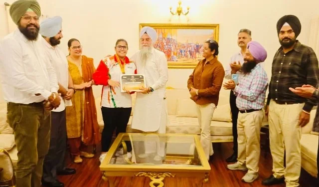 स्पीकर ने किया बॉक्सिंग चैंपियन गुरसीरत कौर का सम्मान