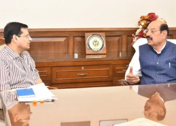 कैबिनेट मंत्री ने बागवानी के अधिकारियों से की बैठक