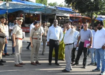 डीसी ने लिया नवरात्र मेले की तैयारियों का जायजा