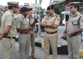 दशहरे और पंचायत चुनावों के मद्देनज़र पंजाब में रेड अलर्ट जारी