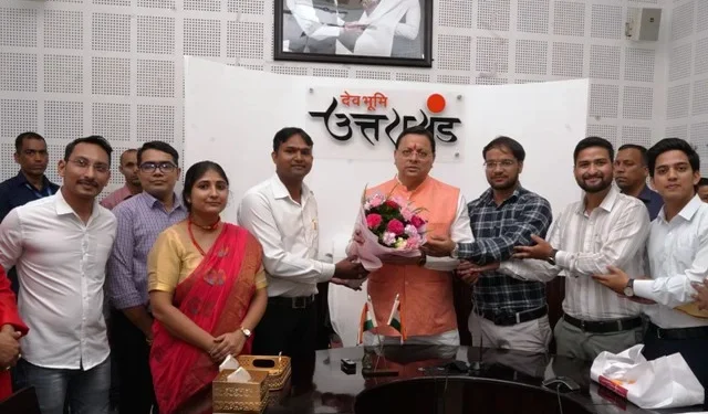 प्रांतीय सिविल सेवा- 2021 में चयनित अभ्यर्थियों ने की सीएम से भेंट