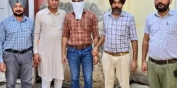 रिश्वत लेते थाने का मुख्य मुंशी काबू