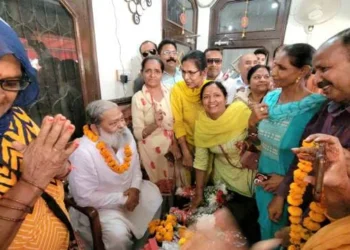 विज ने हुड्डा पर ईवीएम को लेकर साधा निशाना