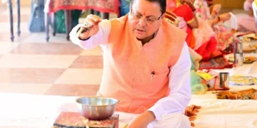 सीएम धामी ने नवरात्र पर पूजा की