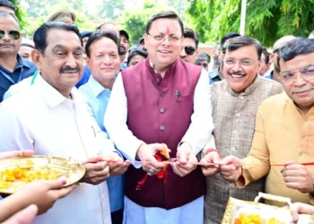 सीएम ने किया कृषि उद्योग प्रदर्शनी का उद्घाटन