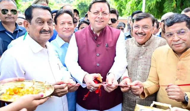 सीएम ने किया कृषि उद्योग प्रदर्शनी का उद्घाटन