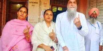 स्पीकर संधवा ने पंचायत चुनावों के दौरान डाला वोट