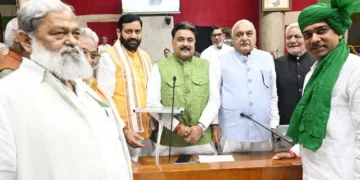 हरविंदर कल्याण सर्वसम्मति से चुने गए स्पीकर, विधायकों ने ली शपथ