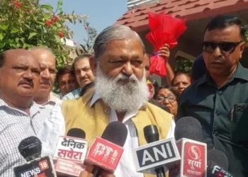 हरियाणा में कांग्रेस की हार से बौखला चुके है खड़गे - विज