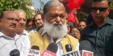 हरियाणा में कांग्रेस की हार से बौखला चुके है खड़गे - विज