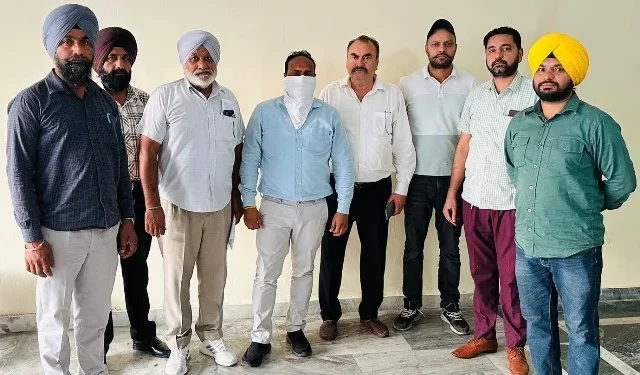 हेराफेरी मामले में फूड सप्लाई इंस्पेक्टर काबू