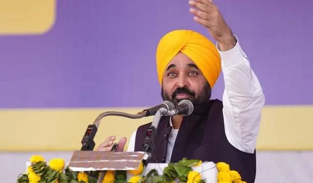 अपने गांवों को 'आधुनिक विकास केंद्रों' में बदलें सरपंच - मान