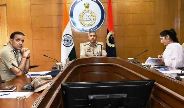 अपराध पर नकेल कसने के लिए डीजीपी ने की हाईलेवल मीटिंग