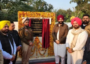 जेल मंत्री ने नाभा व फाजिल्का जेलों में पेट्रोल पंपों का उद्घाटन किया