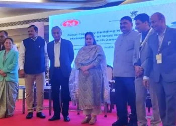 निर्माणाधीन अस्पतालों के कार्यों में तेजी लाई जाए - आरती सिंह