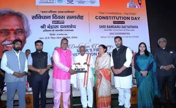 भारतीय संविधान न्याय, समानता व स्वतंत्रता के सिद्धांतों को स्थापित करता है - राज्यपाल