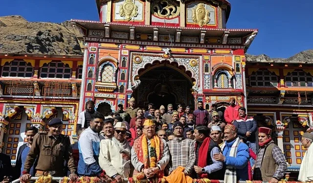 मुख्यमंत्री धामी ने किए बद्री विशाल के दर्शन
