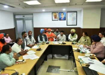 लोगों को बेहतर सुविधाएं देना सरकार की प्रमुख प्राथमिकता - मंत्री