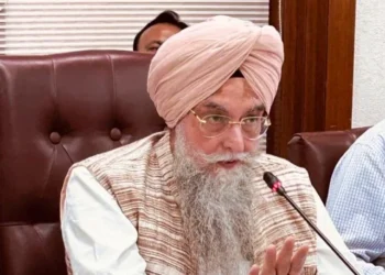 हवाई अड्डों पर सिखों को कृपाण पहनने की पाबंदी तुरंत हटाई जाए - संधवां