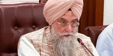 हवाई अड्डों पर सिखों को कृपाण पहनने की पाबंदी तुरंत हटाई जाए - संधवां
