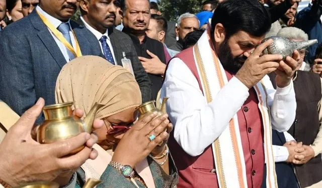 गीता के महापूजन से हुआ अंतरराष्ट्रीय गीता महोत्सव-2024 का आगाज