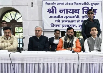 गुरुग्राम में सफाई व्यवस्था पर सीएम ने दिए सख्त निर्देश