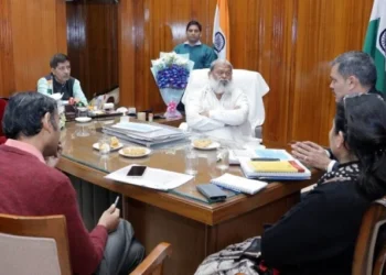 ग्रामीण क्षेत्रों में सोलर पावर हाउस होंगे स्थापित - विज