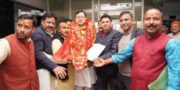 चार धाम तीर्थ पुरोहित महापंचायत के शिष्टमंडल ने की धामी से मुलाकात