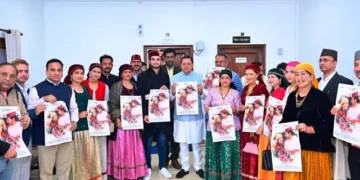 धामी ने फिल्म "मैरै गांव की बाट" का प्रोमो किया लॉन्च