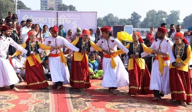 पर्यटकों को लुभा रहा है अंतरराष्ट्रीय गीता महोत्सव