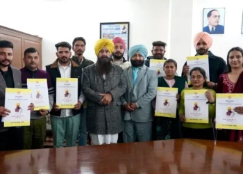 मंत्री ने पशुपालन विभाग में 11 युवाओं को सौंपे नियुक्ति पत्र