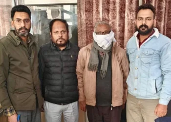 रिश्वत मामले में एक काबू