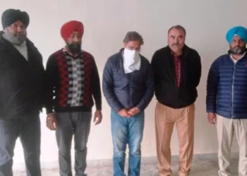 रिश्वत लेते पटवारी गिरफ्तार