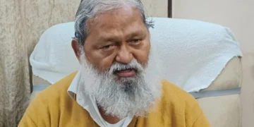 विज ने कांग्रेस और राहुल गांधी पर बोला हमला