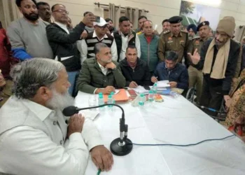 विज ने सामाजिक, न्याय व अधिकारिता विभाग के इन्वेस्टिगेटर को किया सस्पेंड