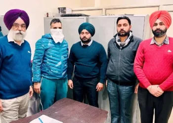 सरकारी खजाने को नुकसान पहुंचाने वाला भगोड़ा ठेकेदार काबू