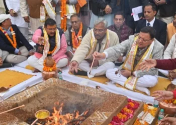 सीएम धामी ने राष्ट्रभक्त महायज्ञ में लिया भाग