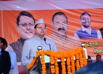 सीएम ने जौनपुर क्रीड़ा एवं सांस्कृतिक विकास महोत्सव में की शिरकत