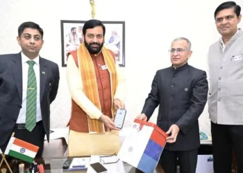 सीएम ने सशस्त्र सेना झंडा दिवस कोष में दिया योगदान