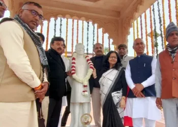 अहीरवाल क्षेत्र के पहले विधायक बाबू मोहर सिंह के स्मारक का लोकार्पण