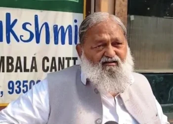 केंद्र सरकार देश के विकास के लिए प्रतिबद्ध - विज