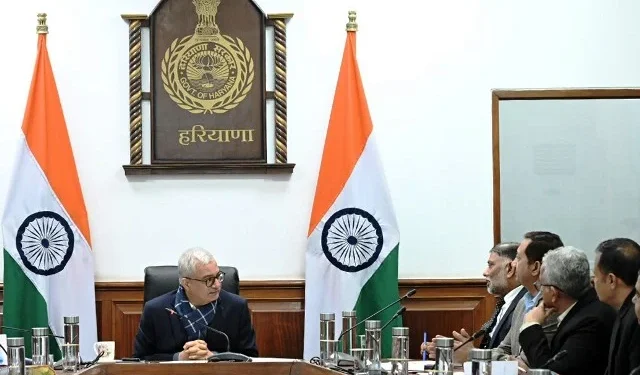 ग्राम पंचायतों में सरकारी संस्थानों को दो साल तक मुफ्त एफ.टी.टी.एच. कनेक्शन