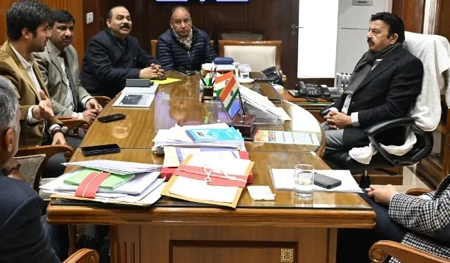 जंगल सफारी परियोजना को सिरे चढ़ाएगा विभाग - मंत्री