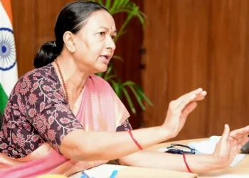 जरूरतमंदों तक पहुंचे स्वास्थ्य योजनाओं की जानकारी - सीएस