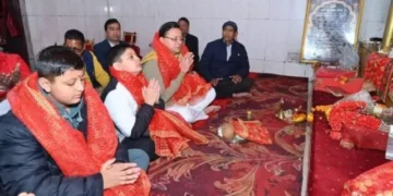 धामी ने की मां सुरकंडा मंदिर में पूजा