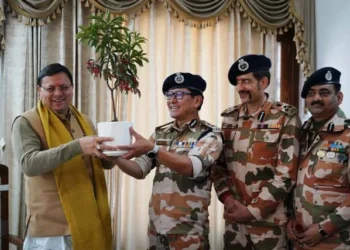 नए साल पर I.T.B.P. के अफसरों ने की सीएम से मुलाकात