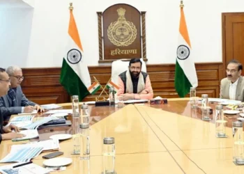 पात्र परिवारों को जल्द मिलेंगे 100-100 गज़ के प्लाट - सीएम