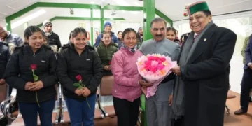 बच्चों ने कहा ‘थैक्यू सीएम सर’, मुख्यमंत्री ने कहा ‘मैं हूँ न’