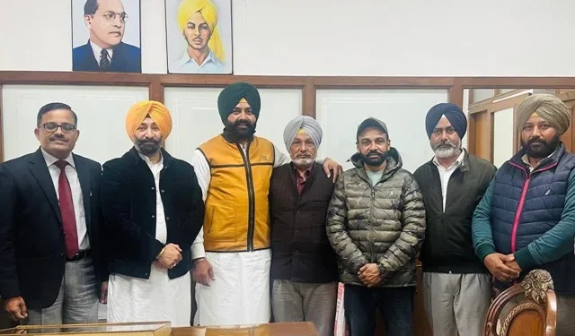 बढ़े वेतन से P.R.T.C. कर्मचारियों के चेहरे खिले - मंत्री