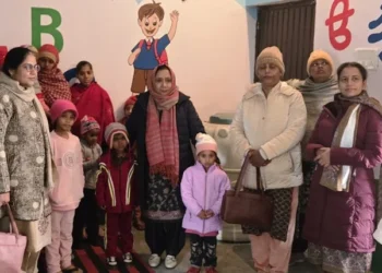 मंत्री डॉ. बलजीत कौर ने आंगनबाड़ी केंद्रों का किया औचक निरीक्षण